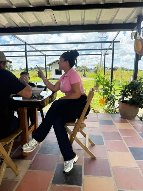 Sobremesa en el quiosco